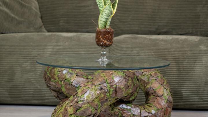 Twist table